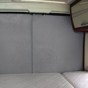 Izolacija za visoka zadnja vrata - Dvodelna izolacija zadnjih vrat