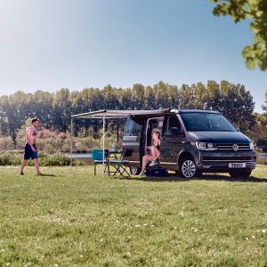 Thule Omnistor 5102 - Dolžina 2,6 m - Tkanina Mystic Grey - Ohišje Light Grey