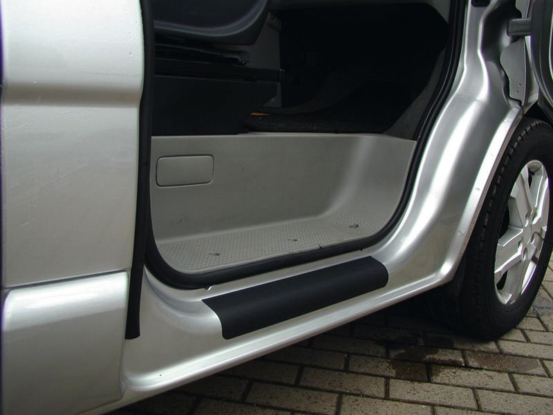 Zaščitna folija za pragove vrat Trafic/Vivaro