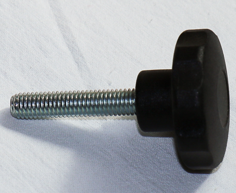 Vijak z gumbom v obliki zvezde M8x40D40H24