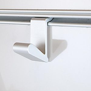 Kljuka srebrna 15x24x34mm, aluminij