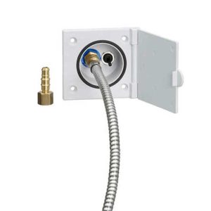 Proti udarcem odporna vtičnica za vodo s priključkom za prhanje fiat bianco