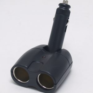 Dvojni adapter 12 V - kot 90°