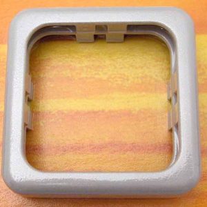 Enotni okvir, ozek, siv; ohlapen