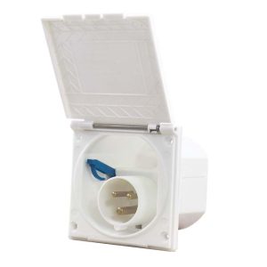 Kvadratna vhodna vtičnica CEE - bela