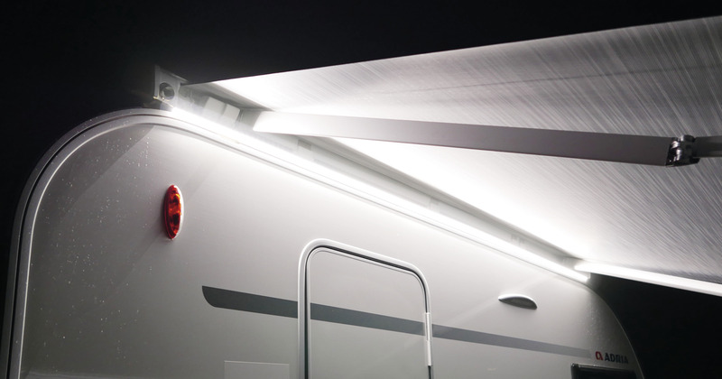 Aluminijasti profil za LED trakove - Ploščati - Dolžina 1,5 m - slika 4