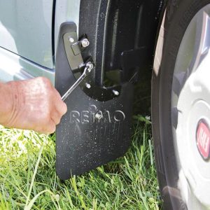 Sprednji blatnik 2 kosa