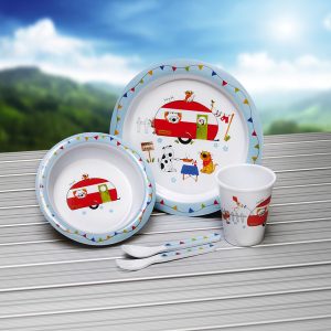 Komplet otroške posode iz melamina Camp4 - motiv prikolice