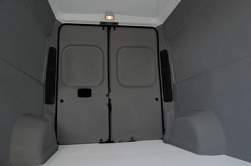 Notranje obloge Cover Plus VW Crafter od 2017 - siva - slika 4
