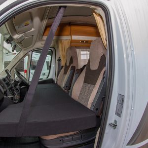 Postelja CampSleep z desnim pogonom za kabino vozil Fiat Ducato, MB Sprinter