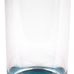 Plastični kozarci z barvno podlago - apno in bencin