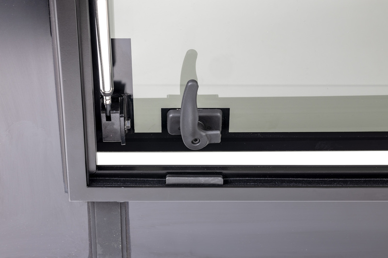 Varnostno izpustno okno za camper kombije in maxi-vane - slika 8