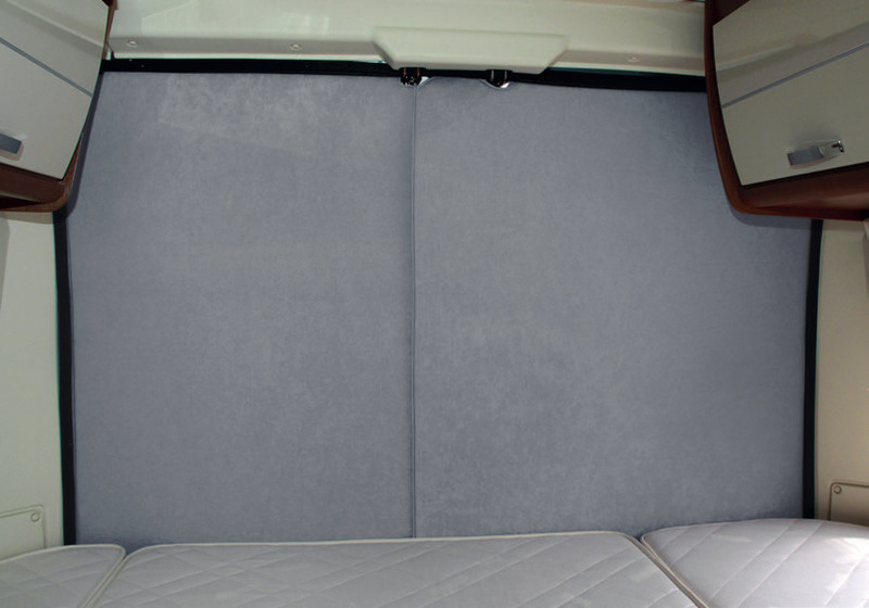 Izolacija zadnjih vrat Premio